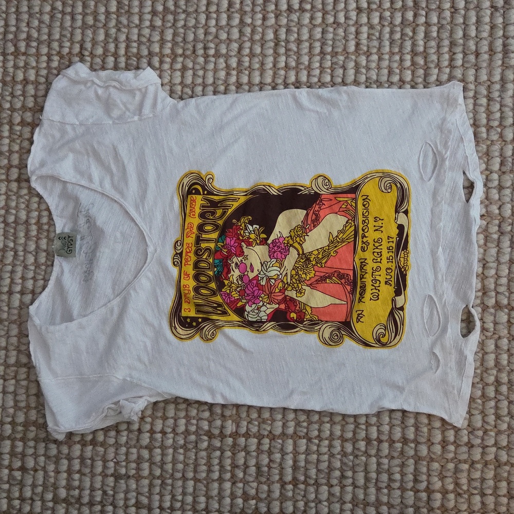 Jaded Gypsy Woodstock Distressed T-Shirt S/M Like New
